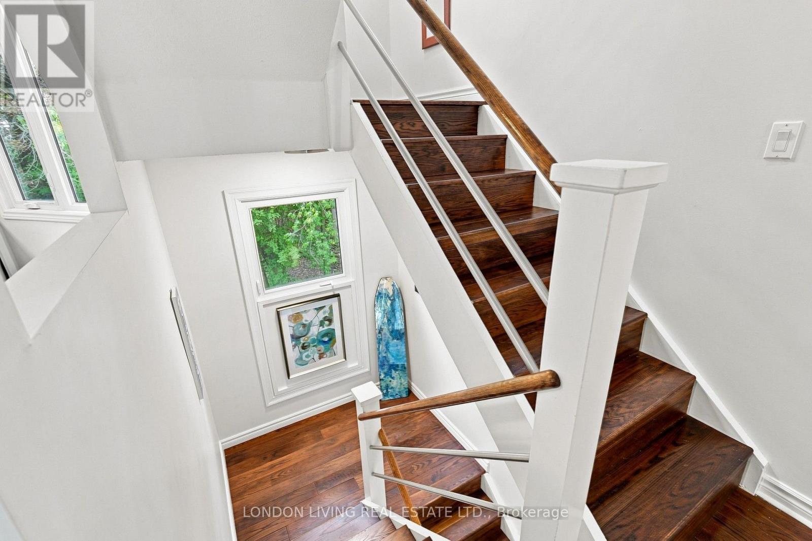 #15 374 FRONT STREET - 34