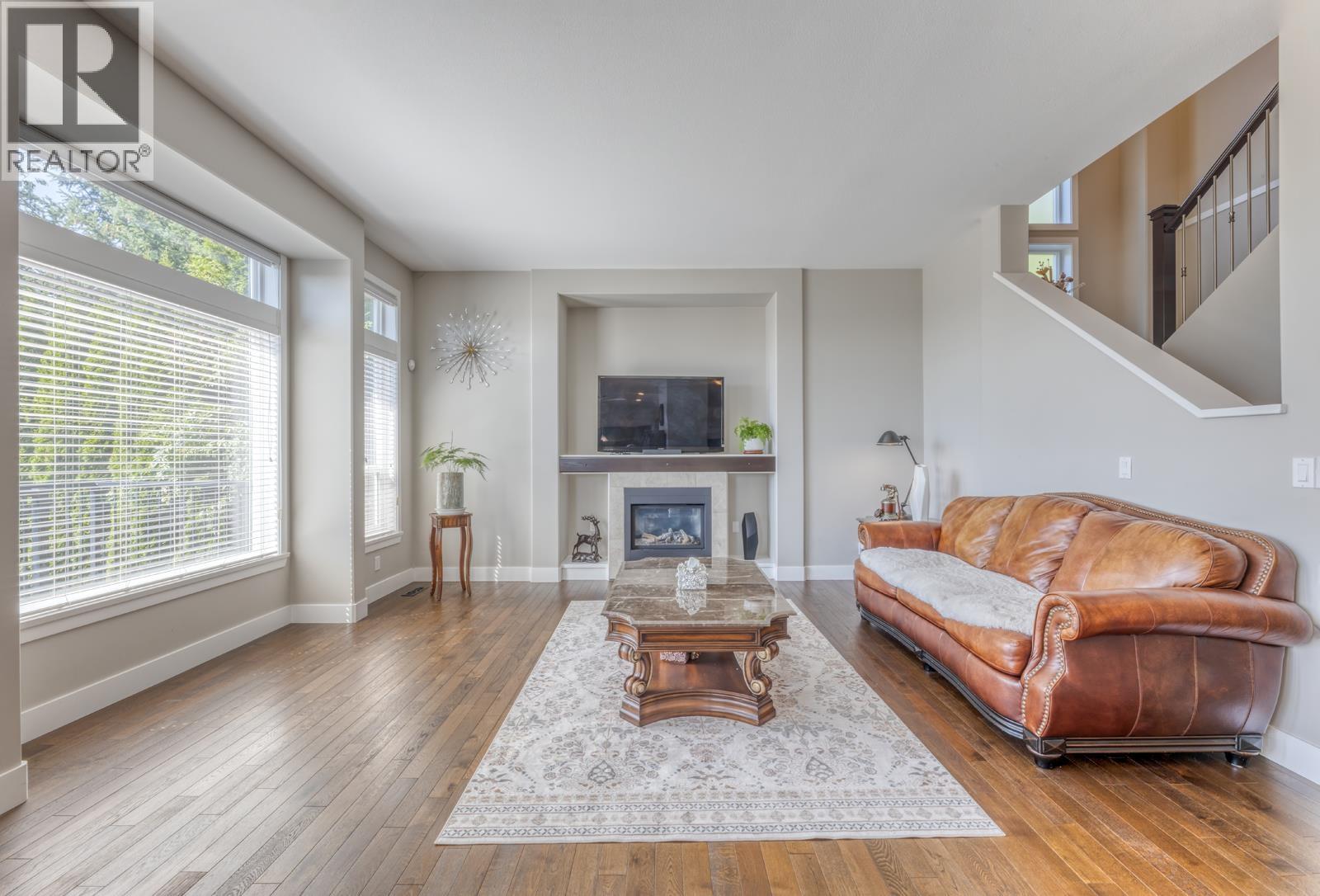6 Bed, 4 Bath House for Sale in Coquitlam – 1338 FIFESHIRE STREET, Coquitlam – MLS# R3158233 - Image 10