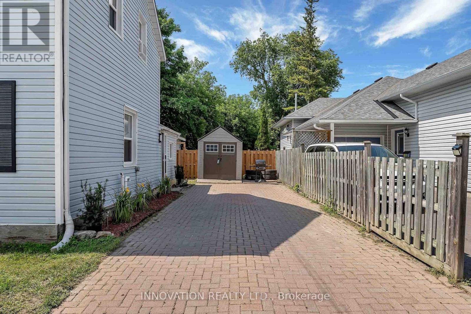 58 RUSSELL STREET N - Image 4