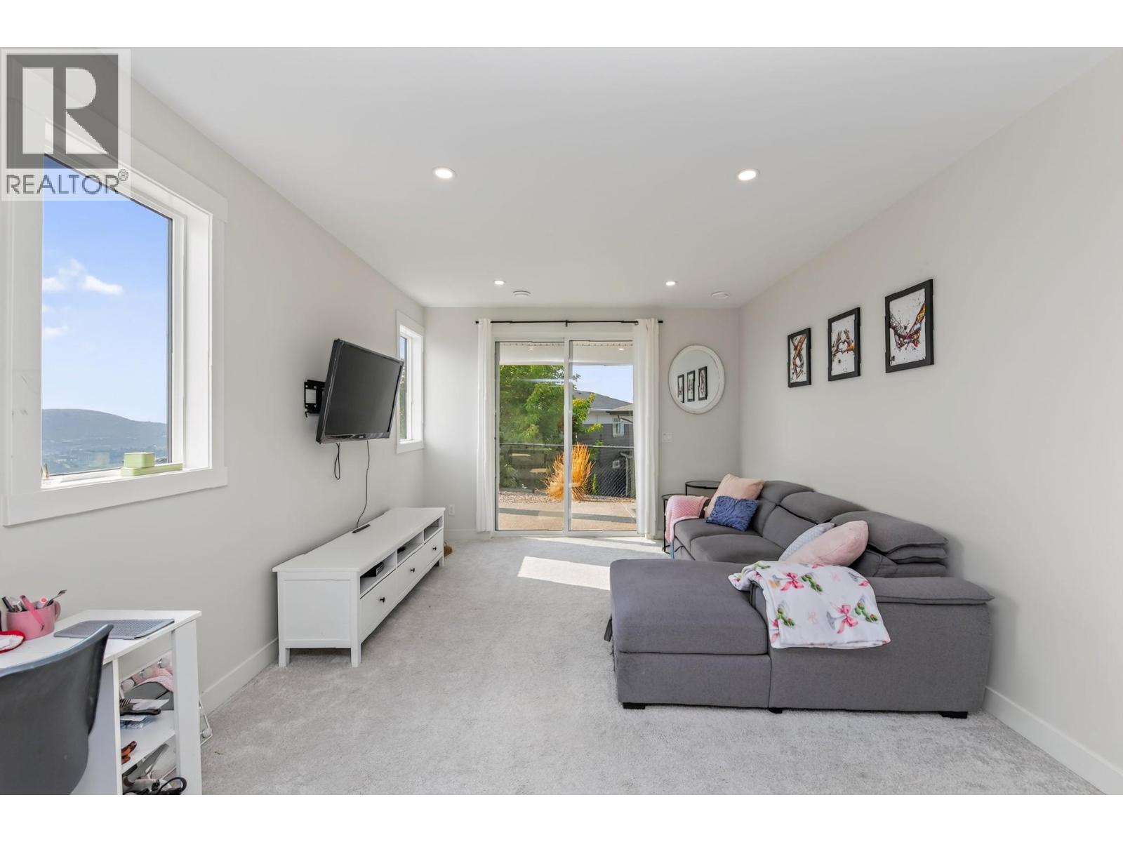 5120 Turtle Pond Court, Vernon