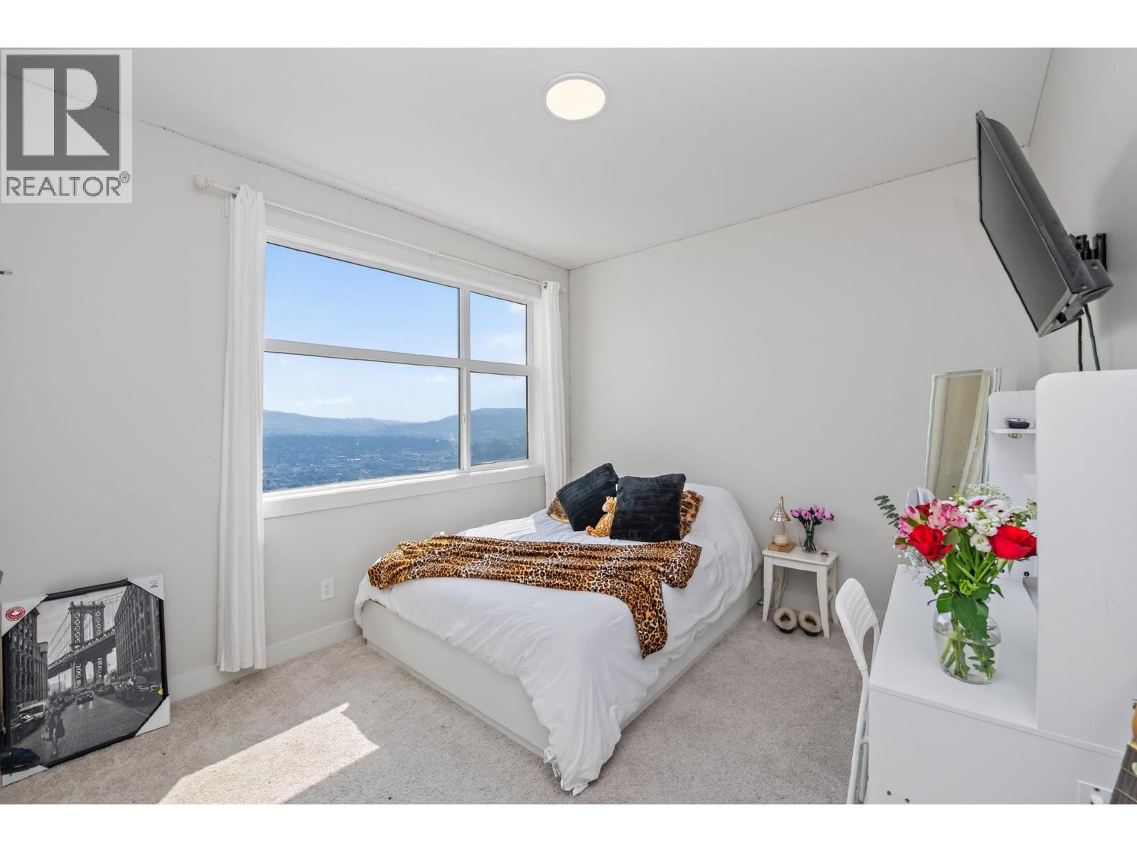 5120 Turtle Pond Court, Vernon