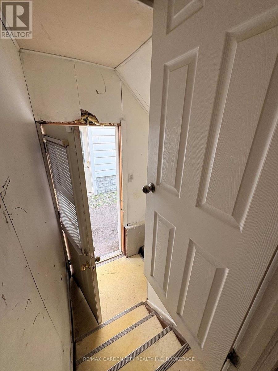 50 COZY STREET - Image 18