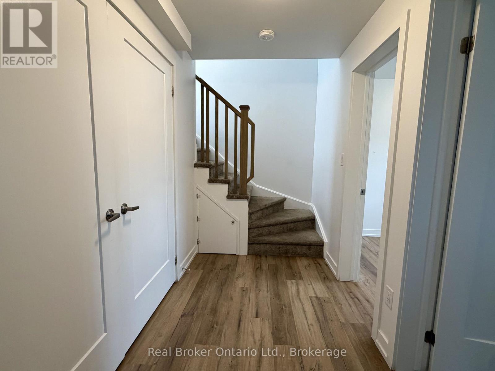 4263 Fourth Avenue — photo 17