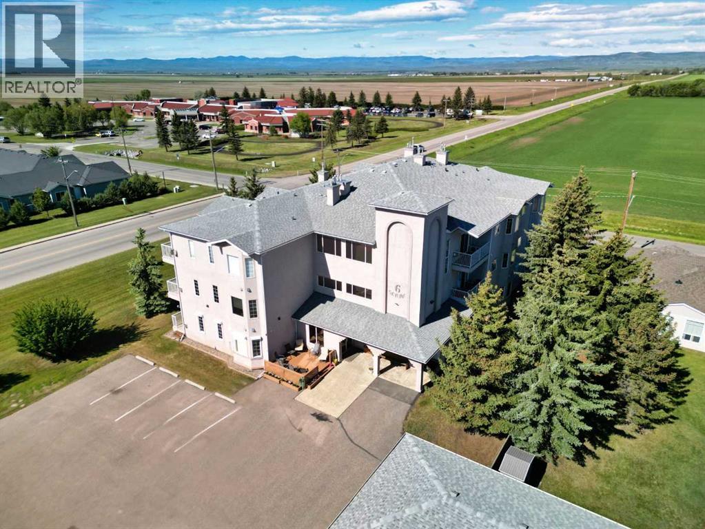102, 6 Skyline Crescent