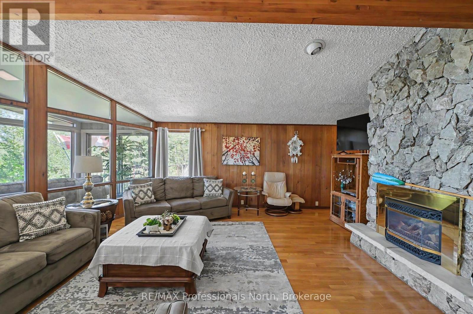 1015 KELSON ROAD - Image 15
