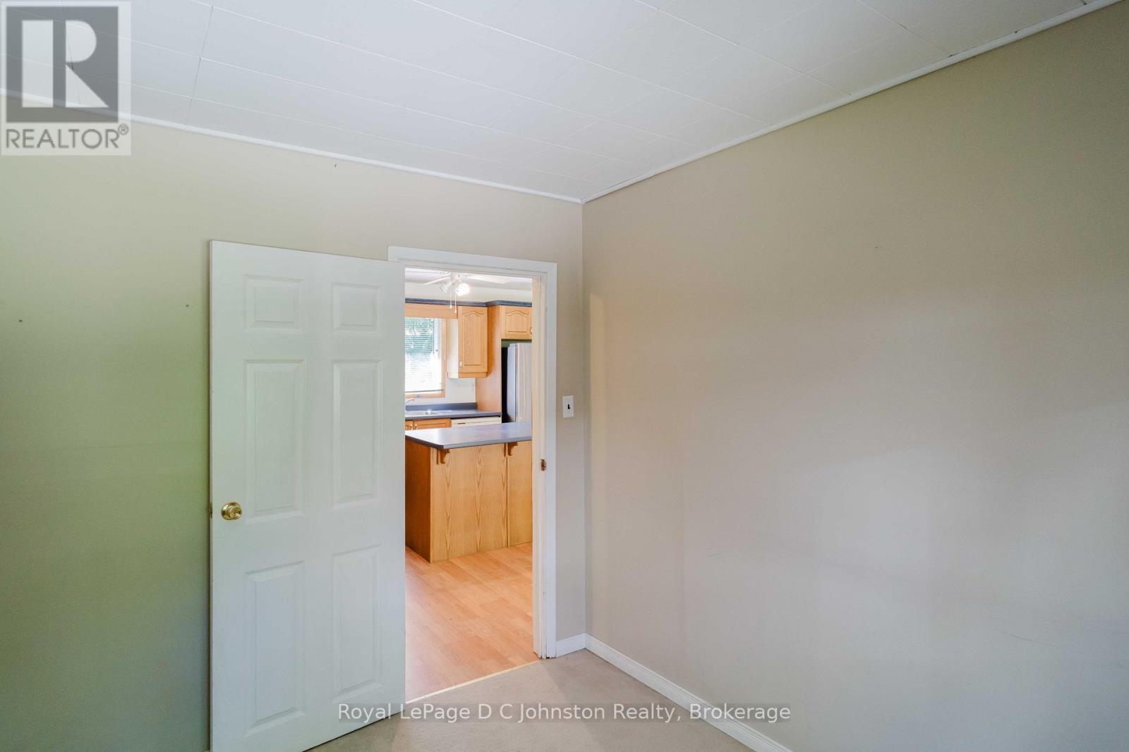 25 AVELE ROAD - Image 19