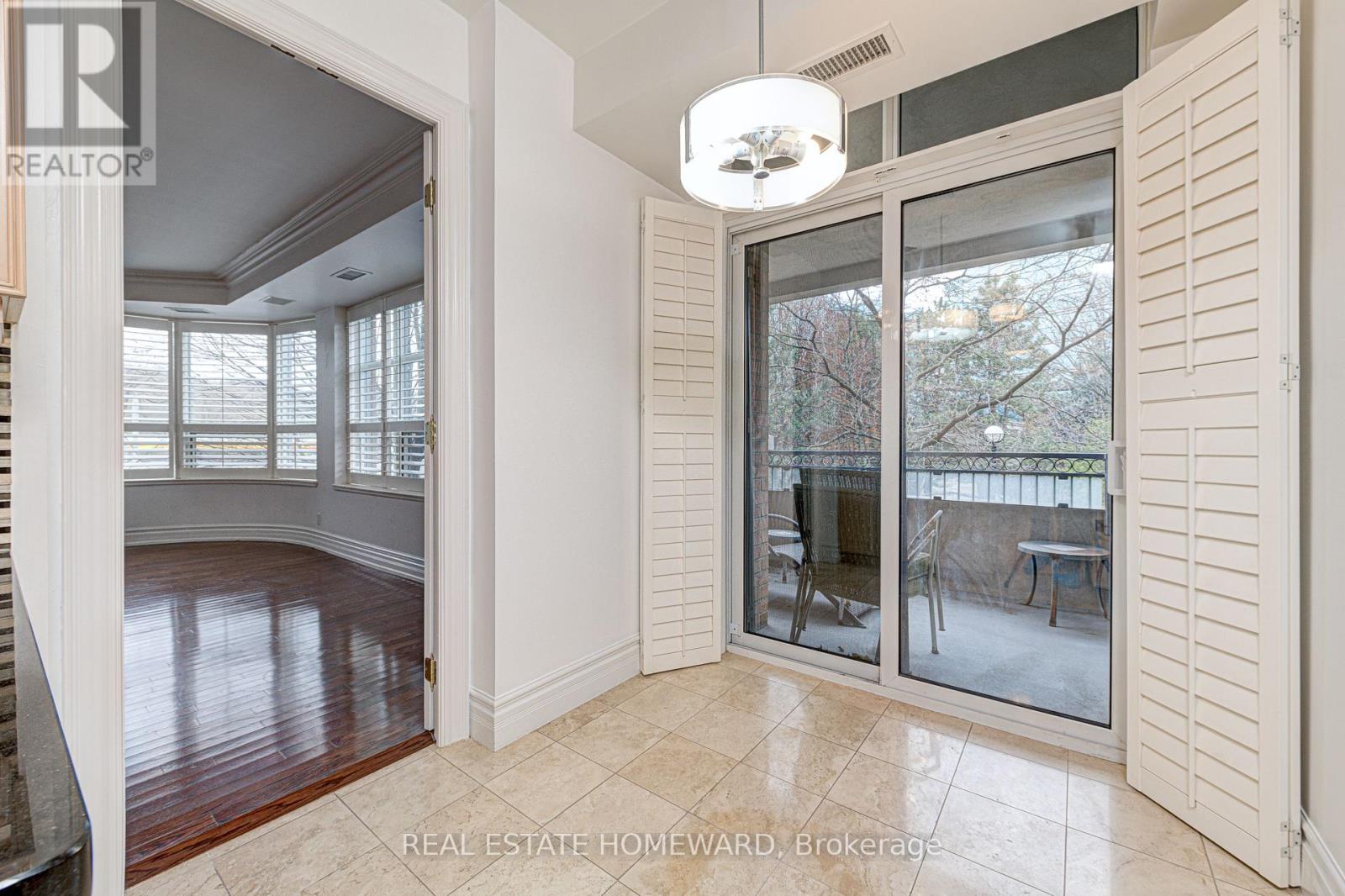 #206 10 OLD YORK MILLS ROAD - Image 6