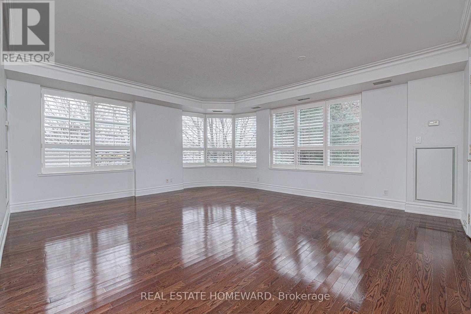 #206 10 OLD YORK MILLS ROAD - Image 9