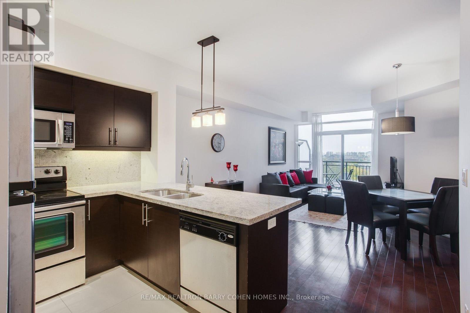 #616 676 SHEPPARD AVENUE E - 5