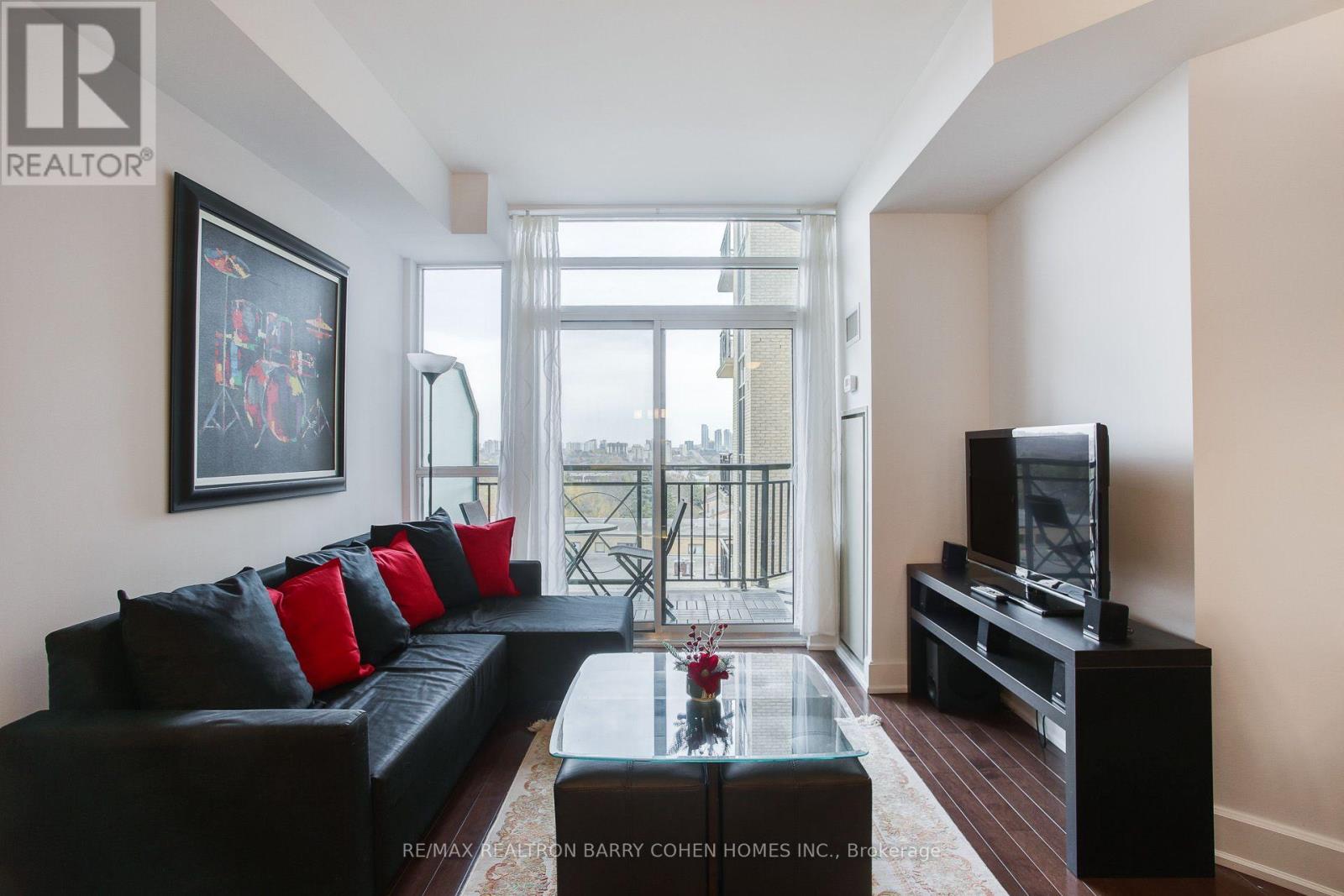 #616 676 SHEPPARD AVENUE E - 9