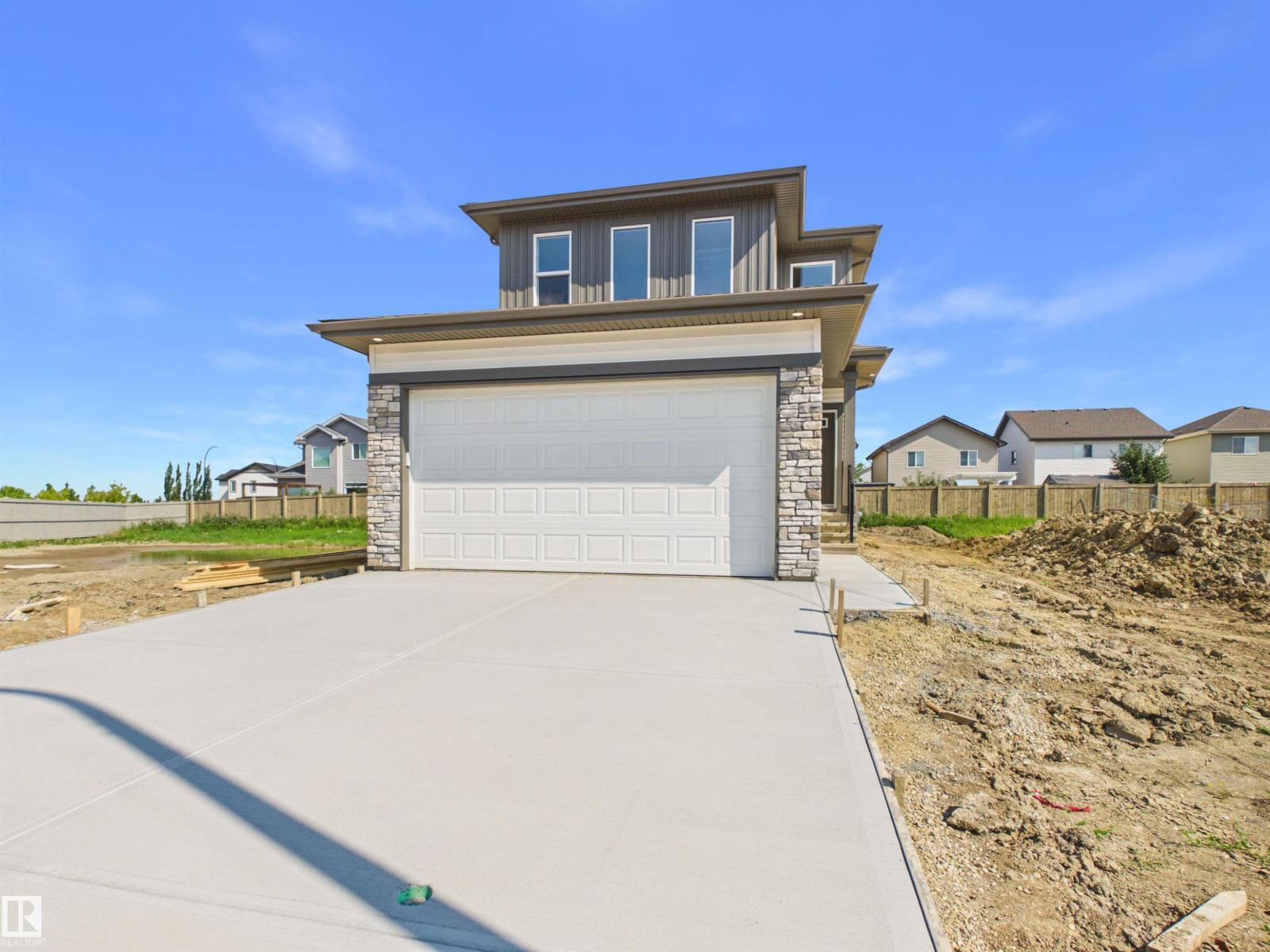 139 CALEDON CR - 37