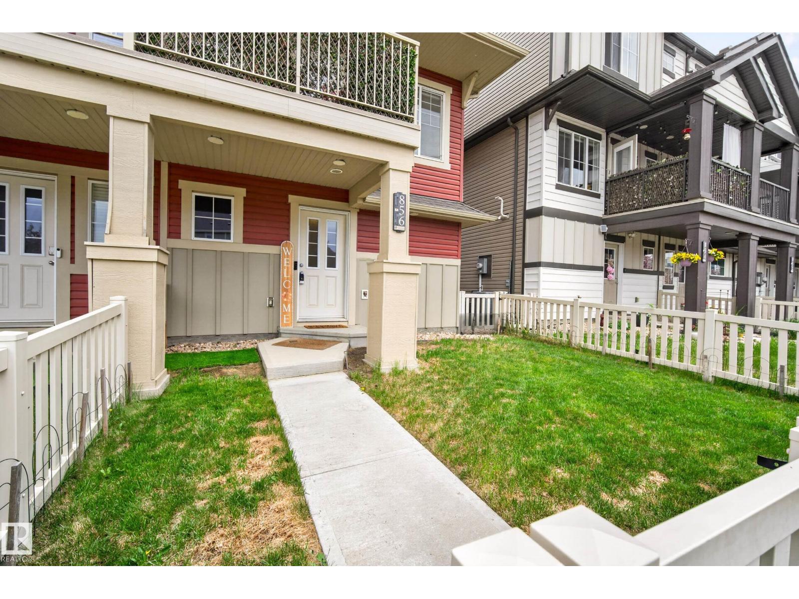 856 DANIELS WY SW - 2
