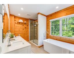 19 Ch. Des Roches, La Peche, QC J0X3G0 Photo 19