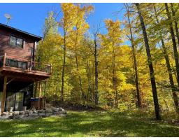 19 Ch. Des Roches, La Peche, QC J0X3G0 Photo 30