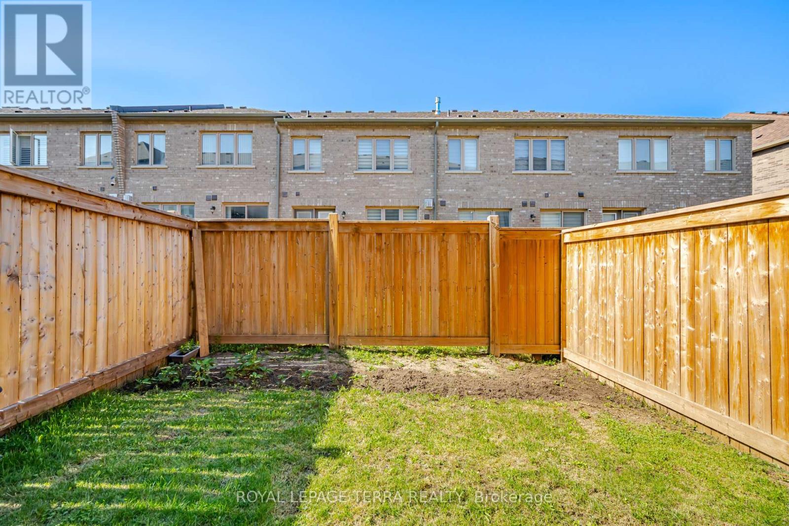38 HALLMARK WAY - Image 39
