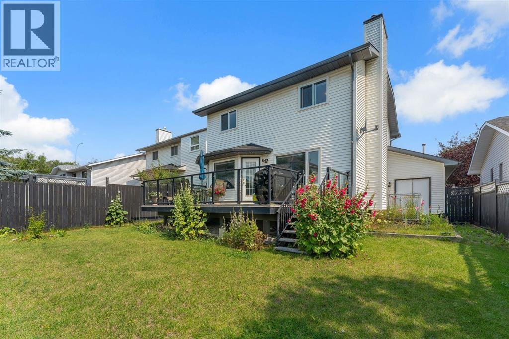 11 Arbour Summit Close NW - 43