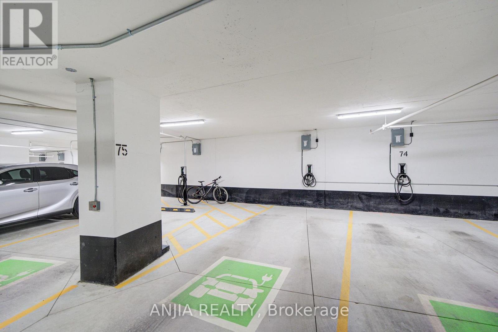 #1705 8119 BIRCHMOUNT ROAD - Image 38
