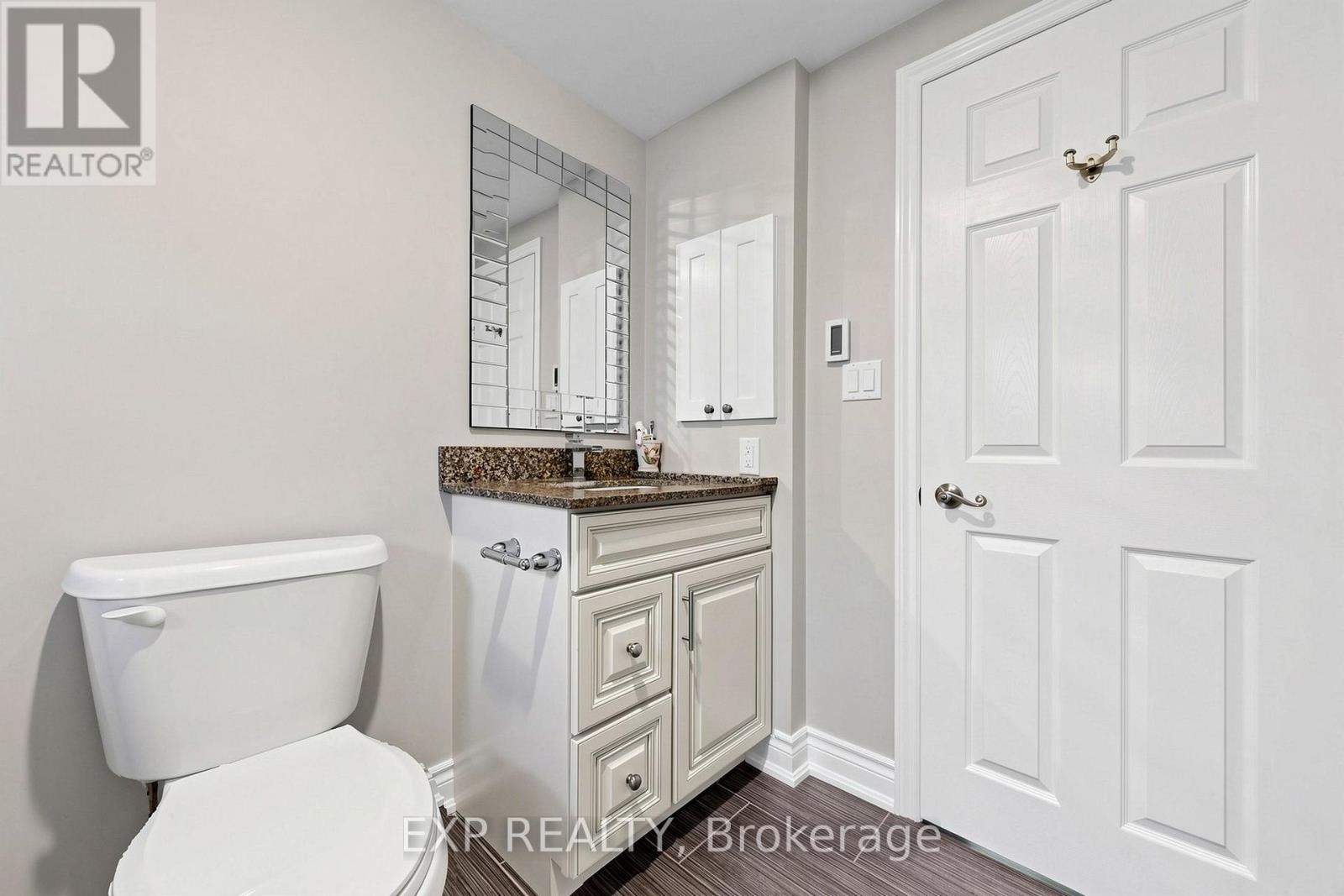 292 HOLLYWOOD DRIVE - Image 25