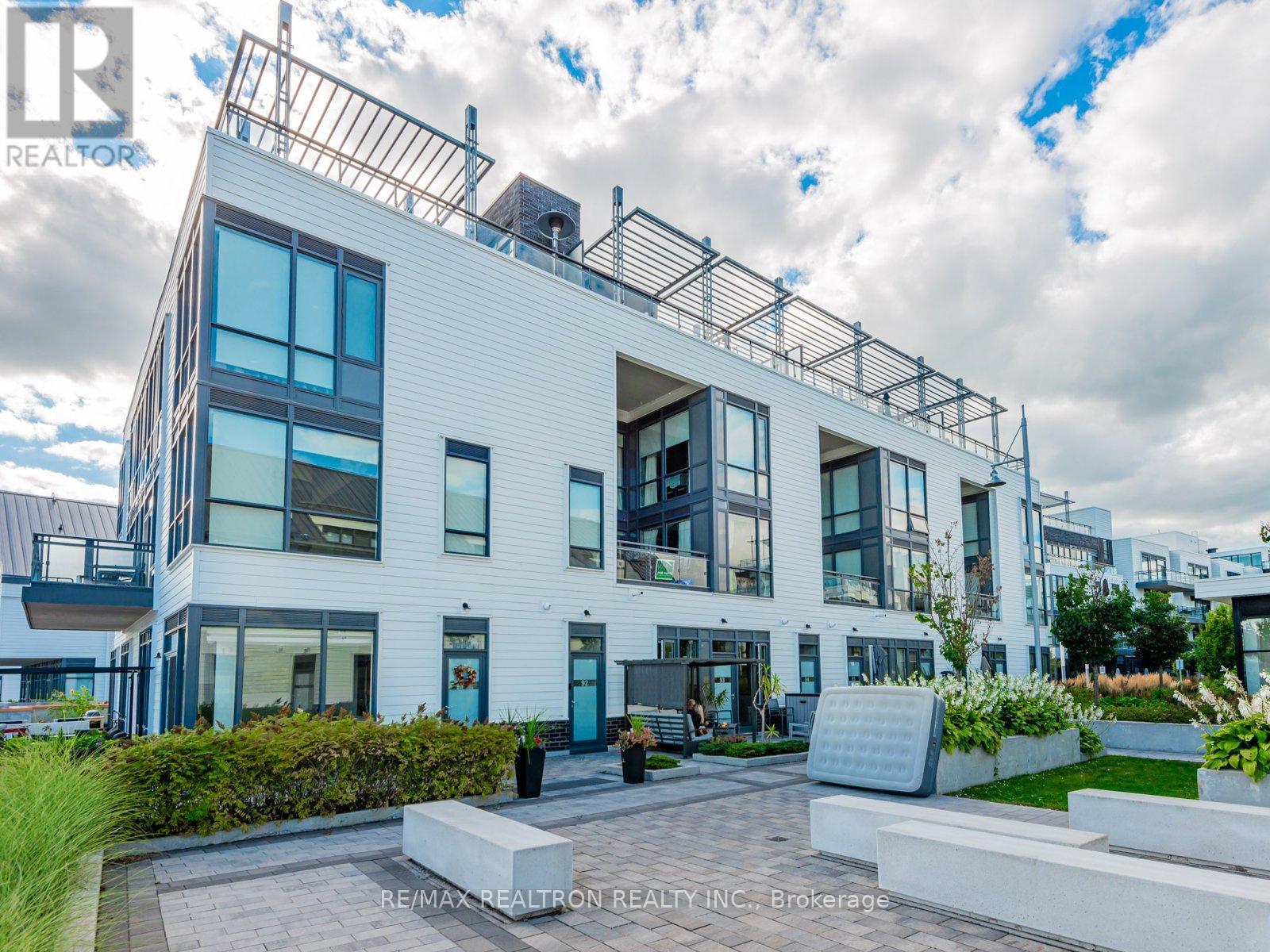 93 - 303 BROWARD WAY