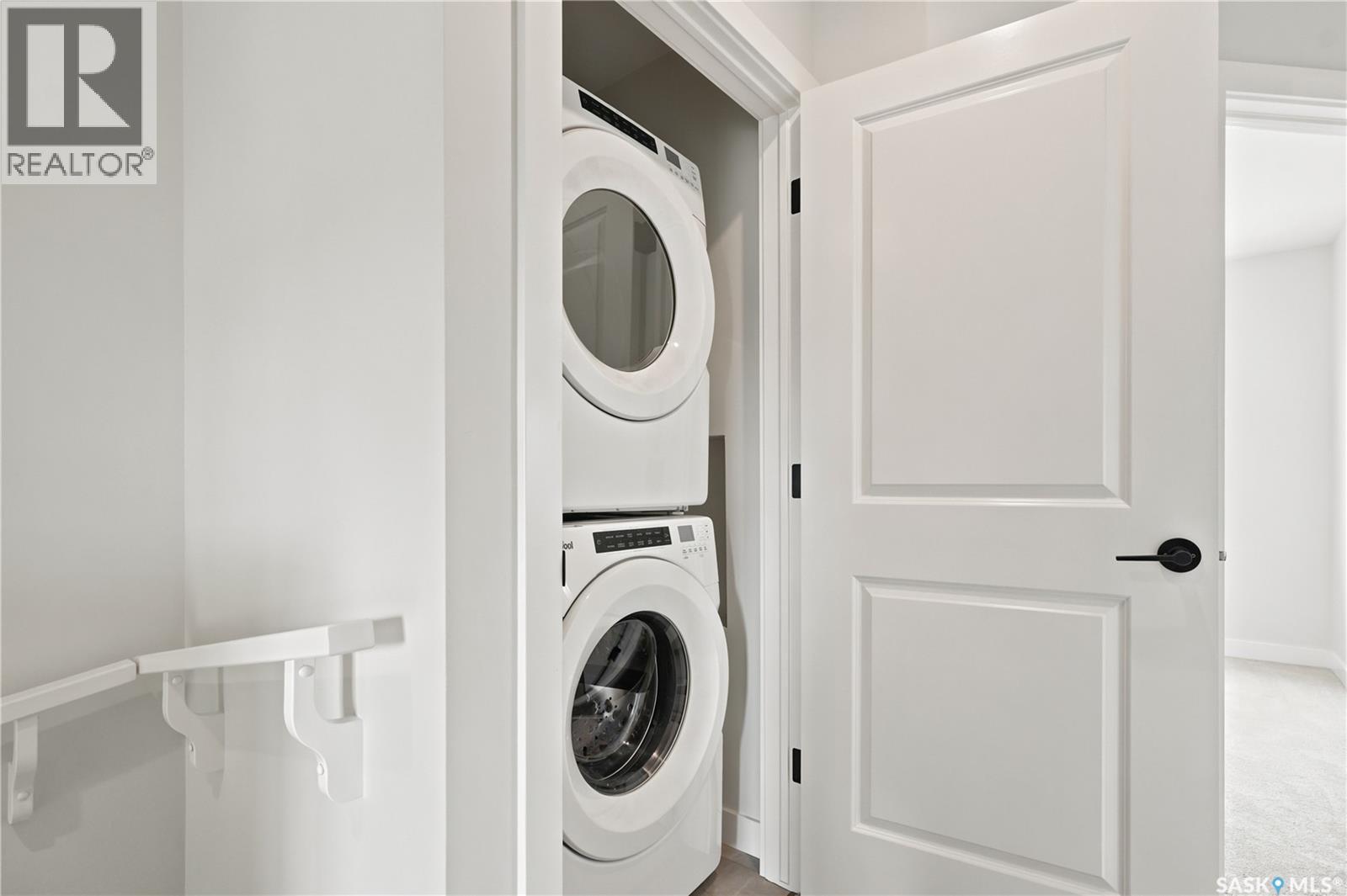#41 651 Dubois CRESCENT - Image 21