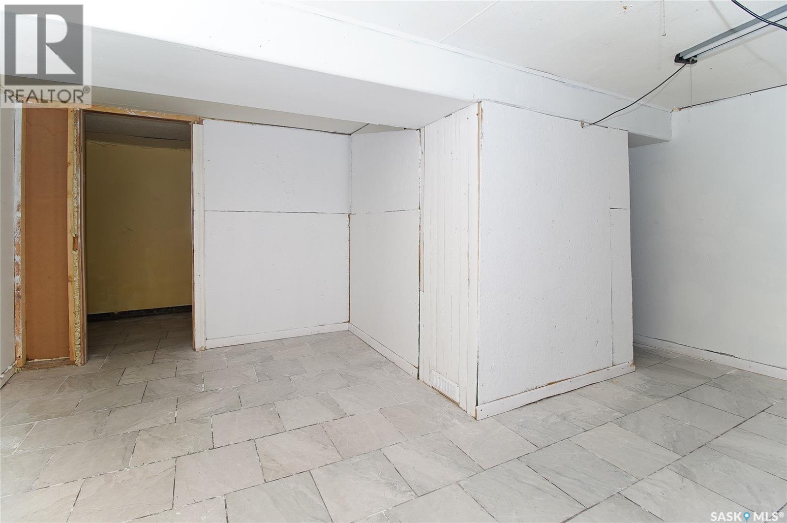 #1400 ROTHWELL STREET - 15