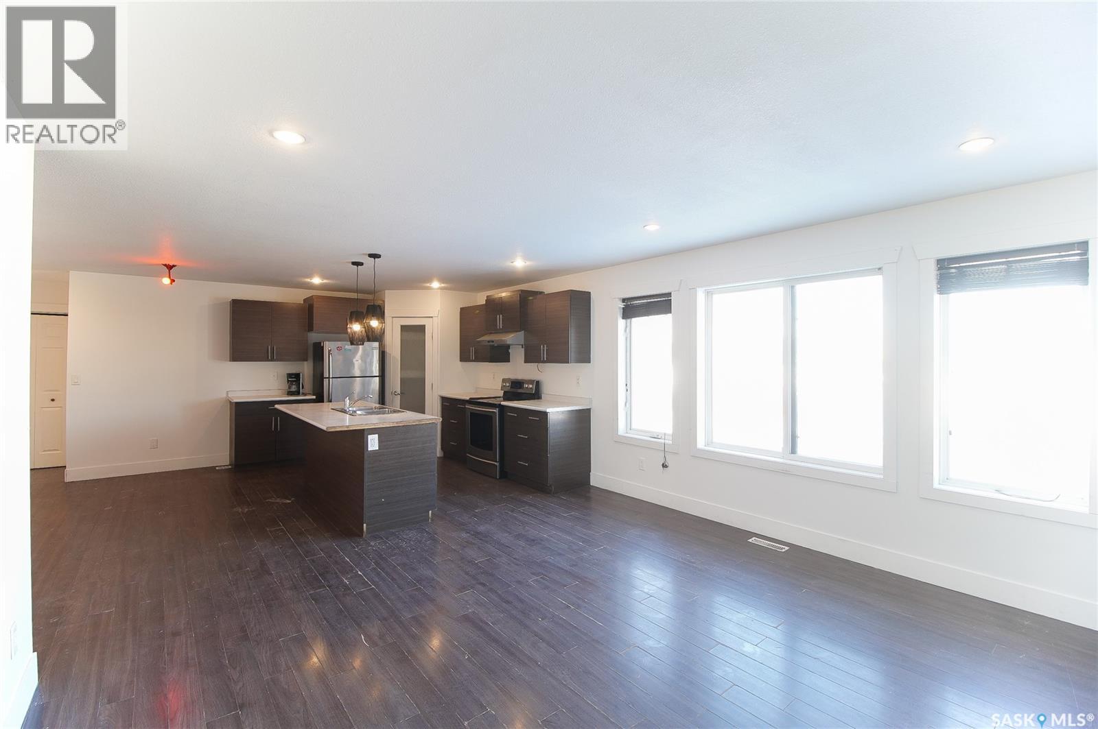 #1400 ROTHWELL STREET - 19