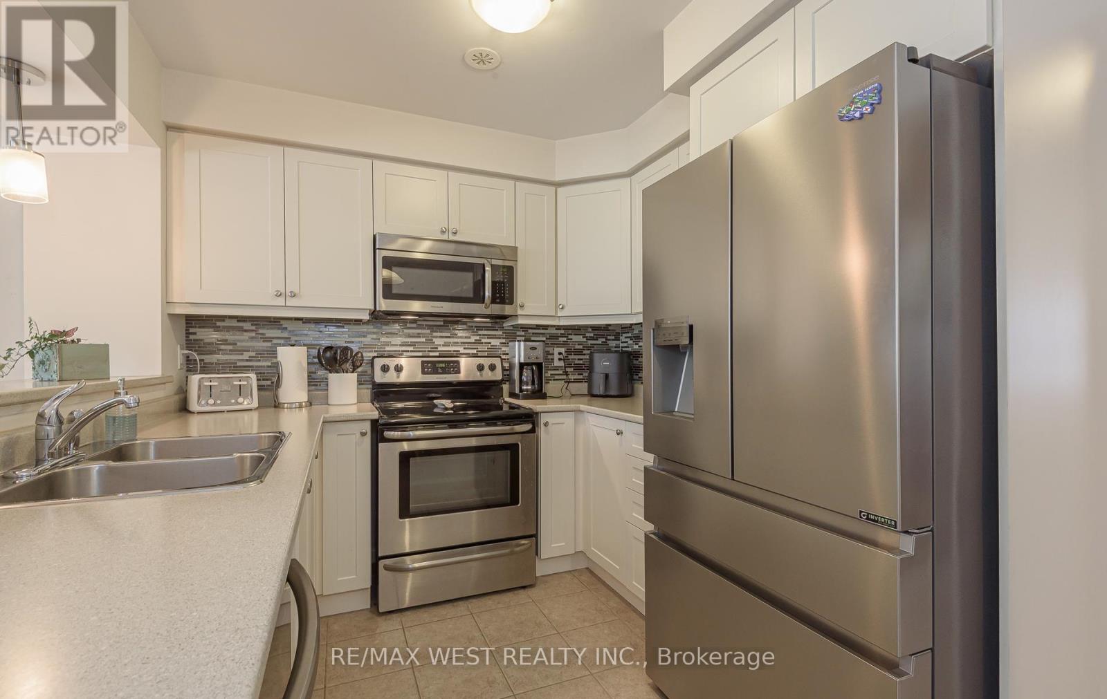 95 MCCLEAVE CRESCENT - 23