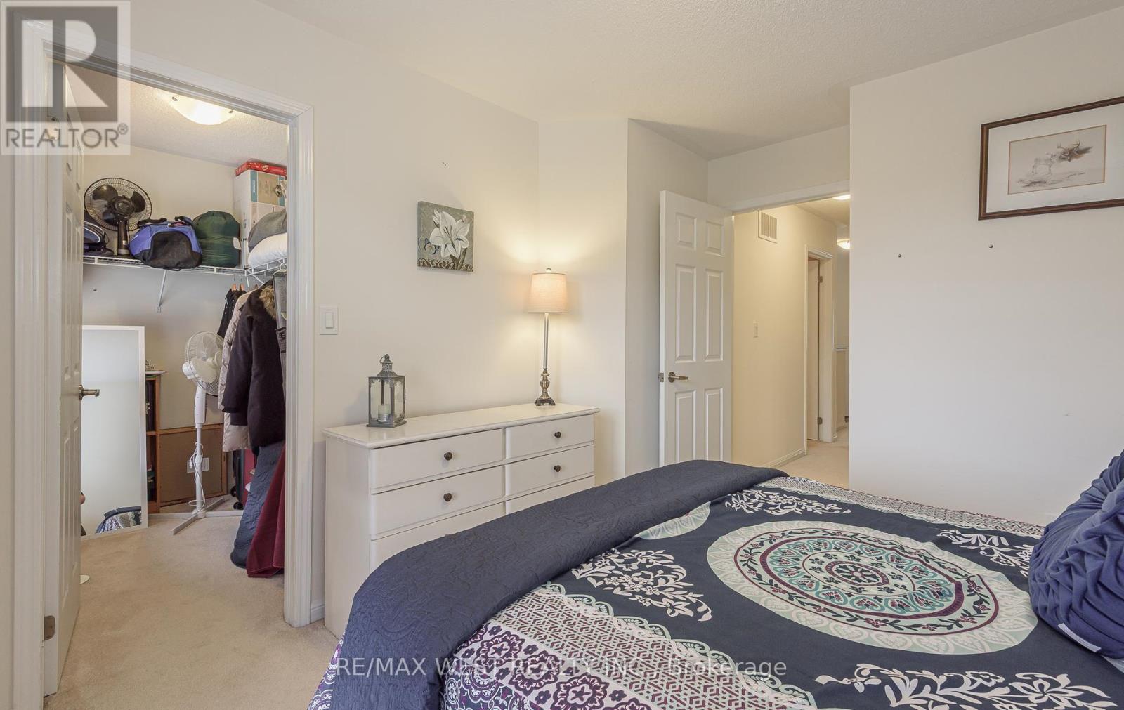 95 MCCLEAVE CRESCENT - 38