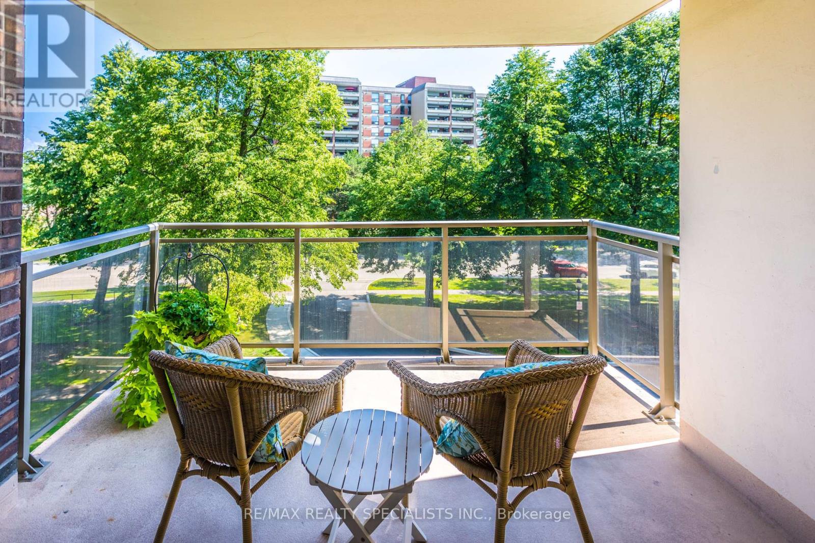 #410 966 INVERHOUSE DRIVE - Image 29