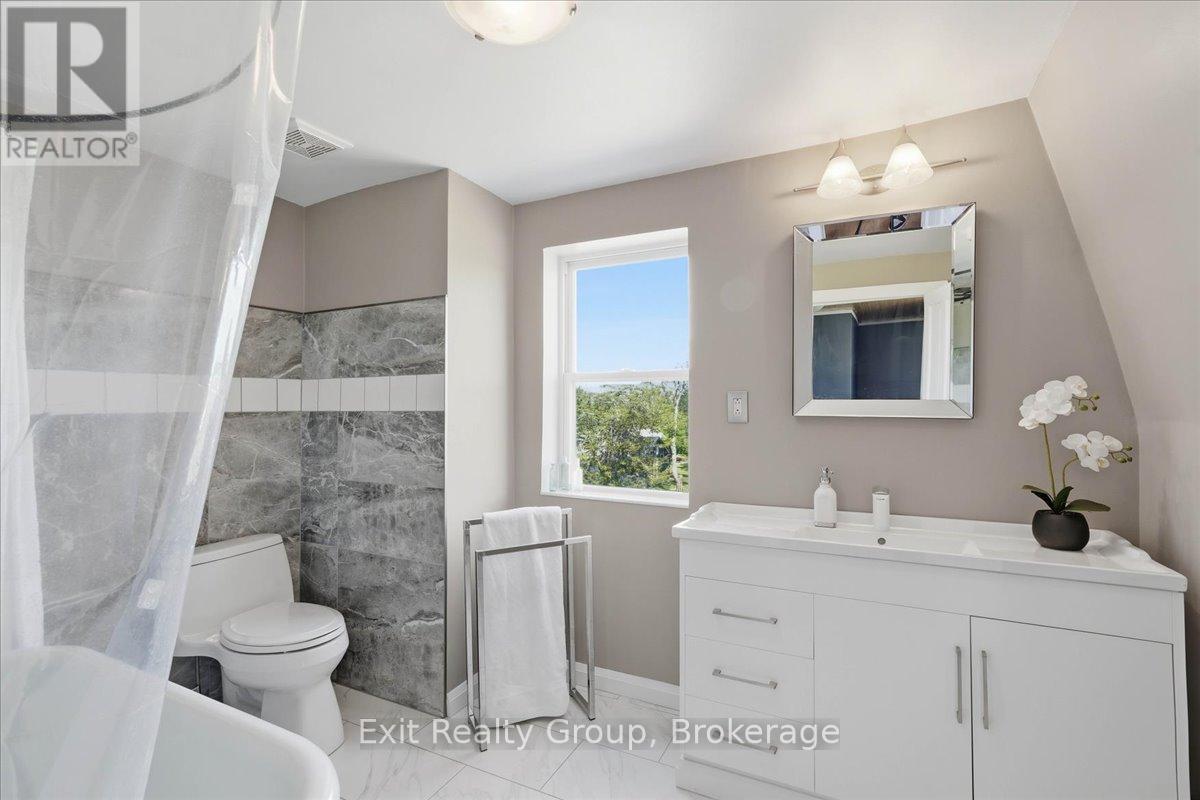 910 ROSEBUSH ROAD - Image 23