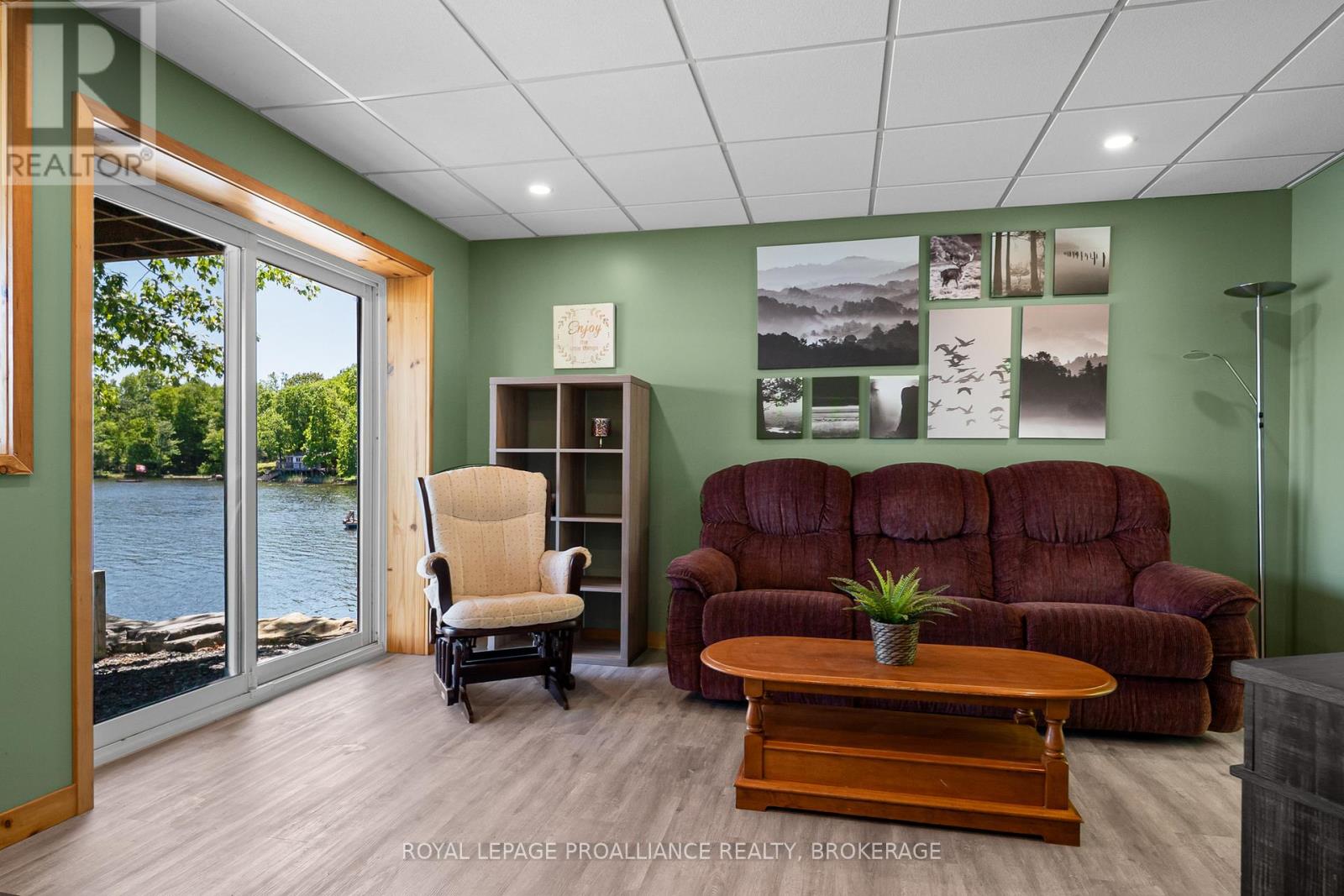 402 TROY LAKE ROAD - Image 30