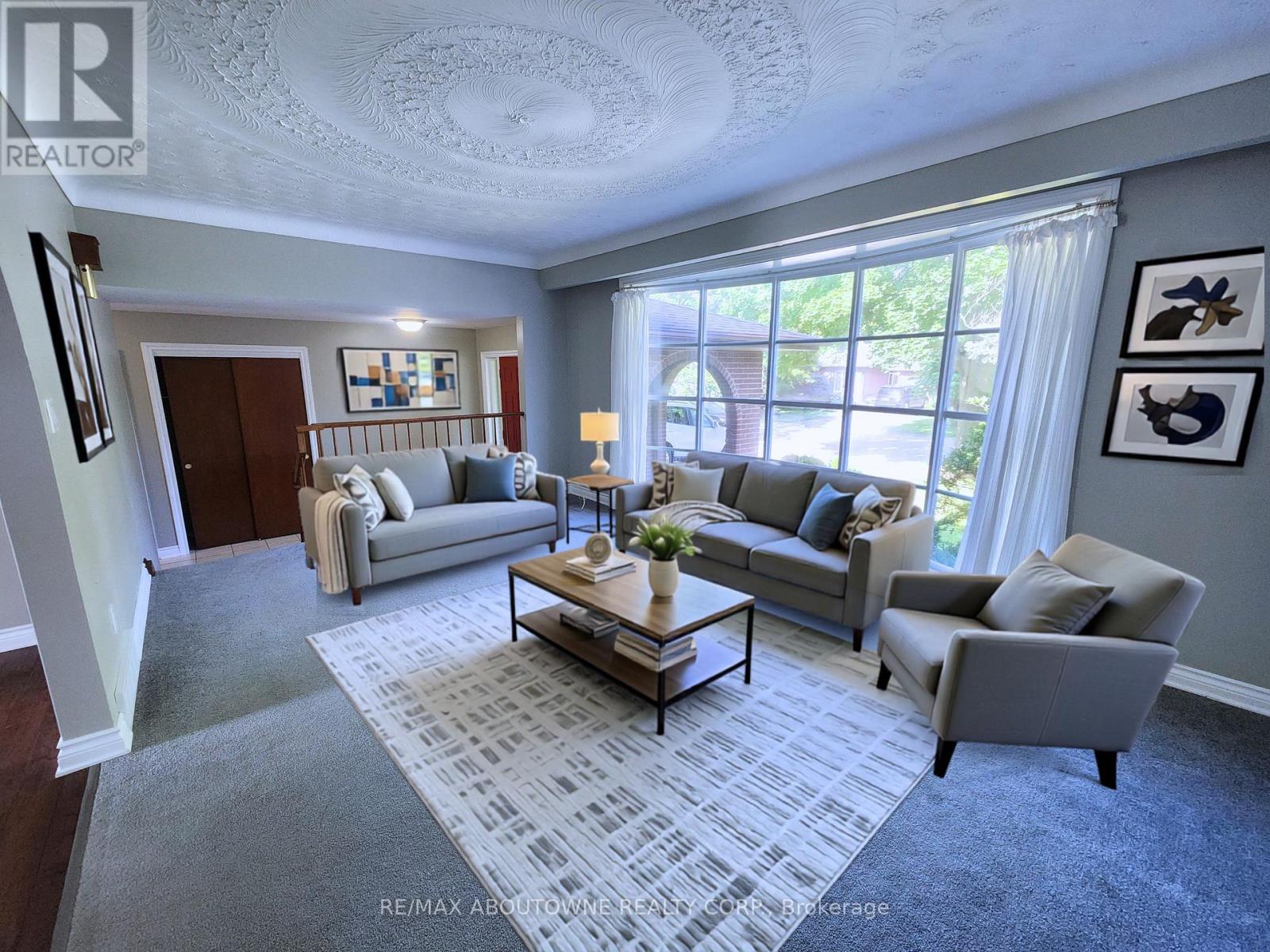 64 Adel Drive, St. Catharines (Carlton/Bunting), Ontario, L2M7E6, St. Catharines (Carlton/Bunting), Ontario — photo 4 of 5