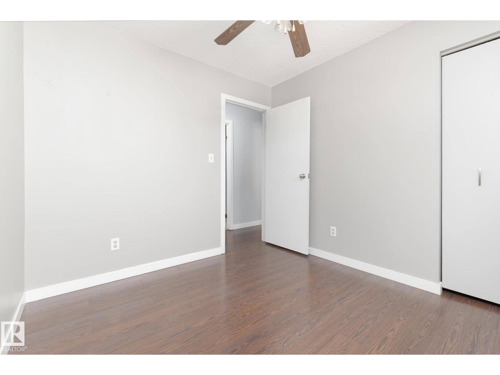 63 WAVERLEY CR - Image 26