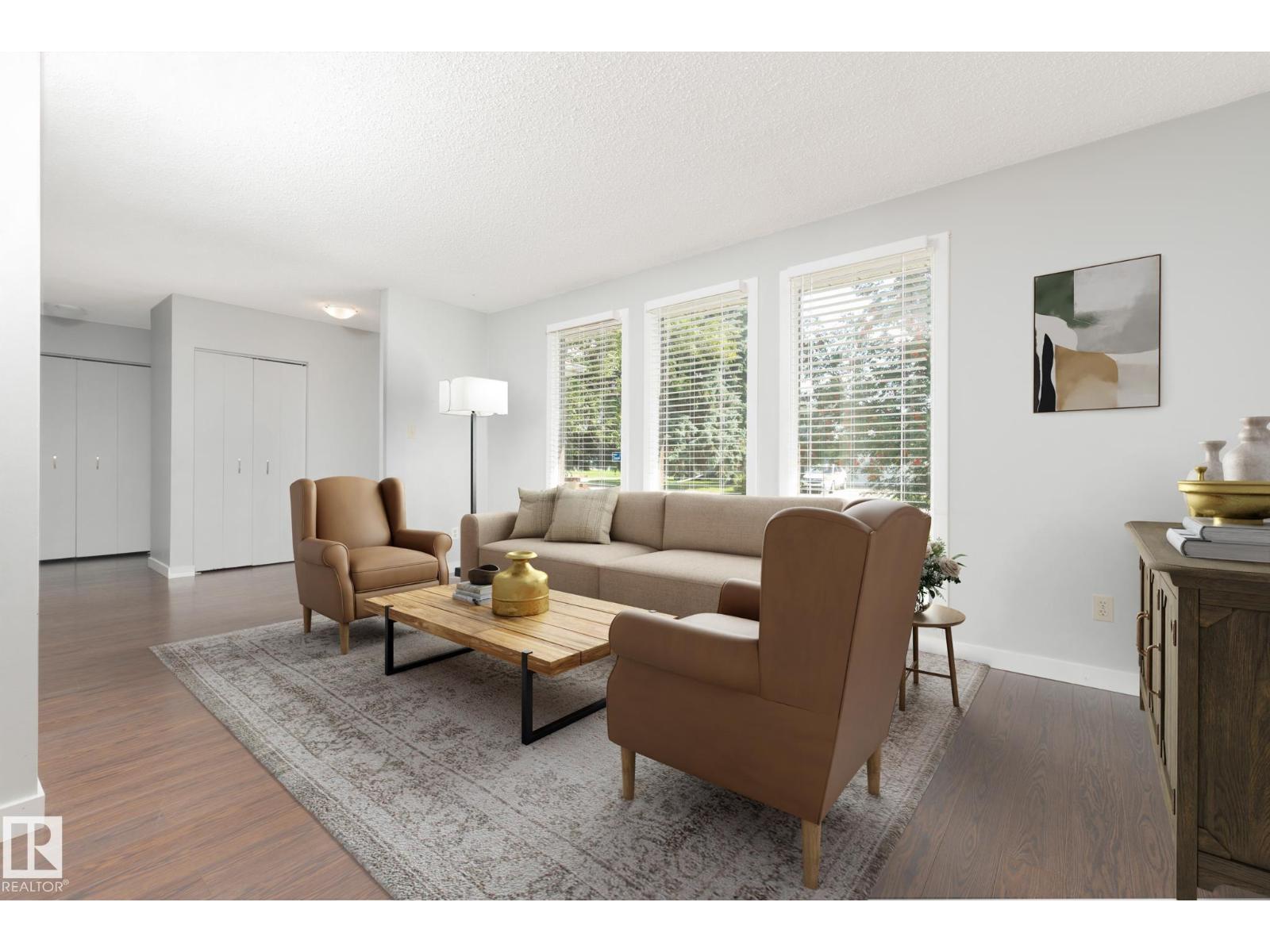 63 WAVERLEY CR - Image 4