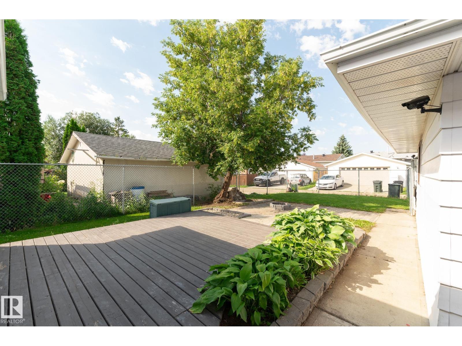 63 WAVERLEY CR - Image 50