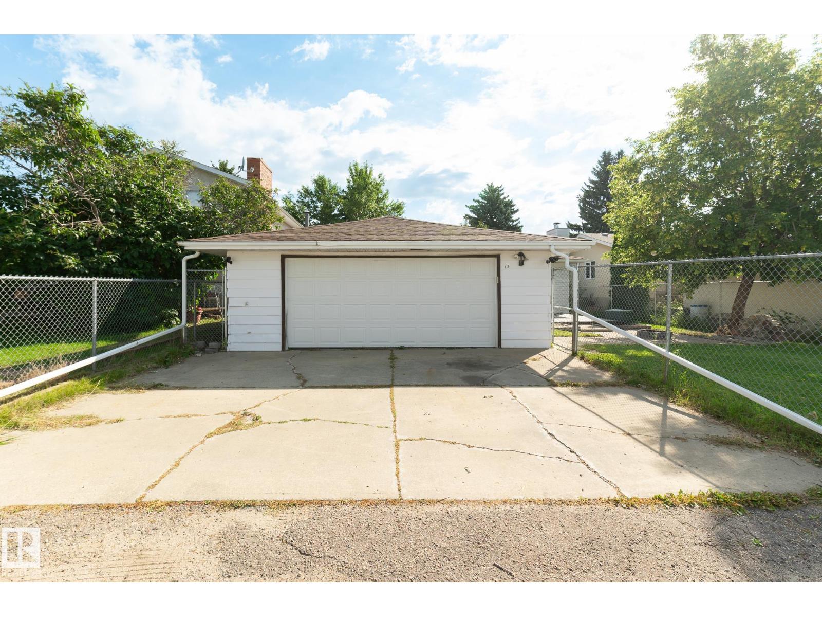 63 WAVERLEY CR - Image 57