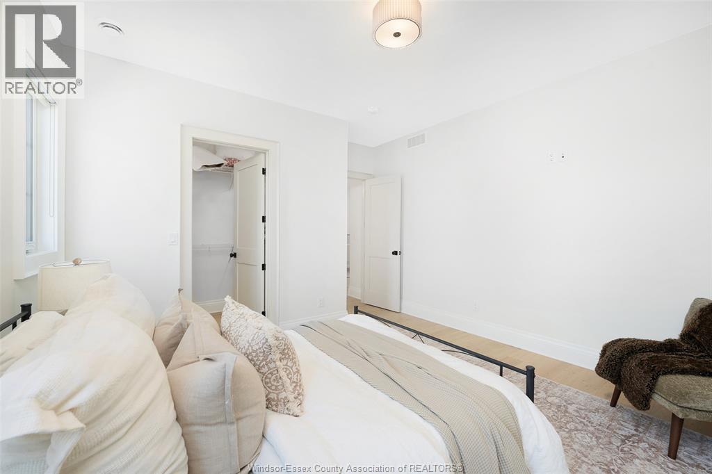457 ARLINGTON BOULEVARD - 24