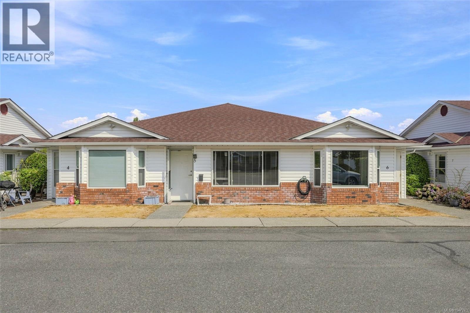 6 441 Harnish Ave, Parksville