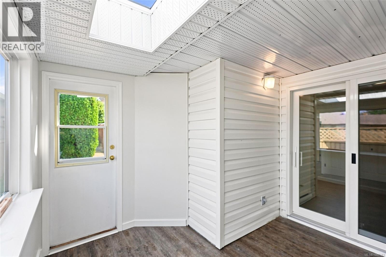 6 441 Harnish Ave, Parksville