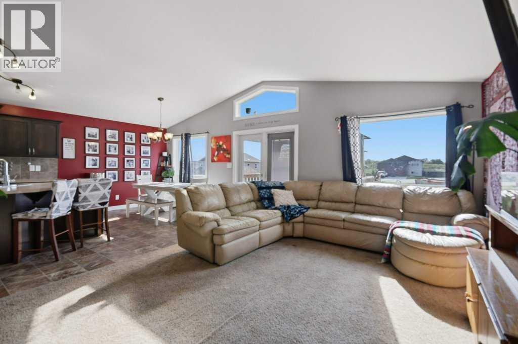 Listing photo – 4407 54 Street, Rocky Mountain House