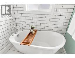 219 Mcvickers St, Parksville, BC V9P0B9 Photo 16