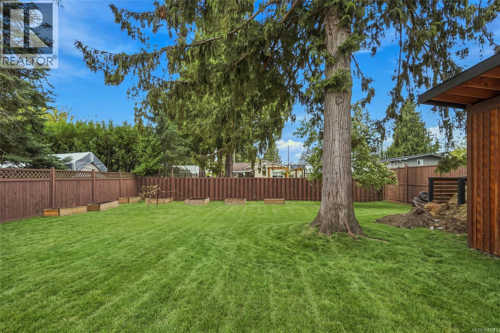219 McVickers St - Image 33