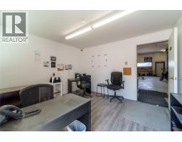 9716 Lenzi Street, Summerland, BC V0H1Z0 Photo 27
