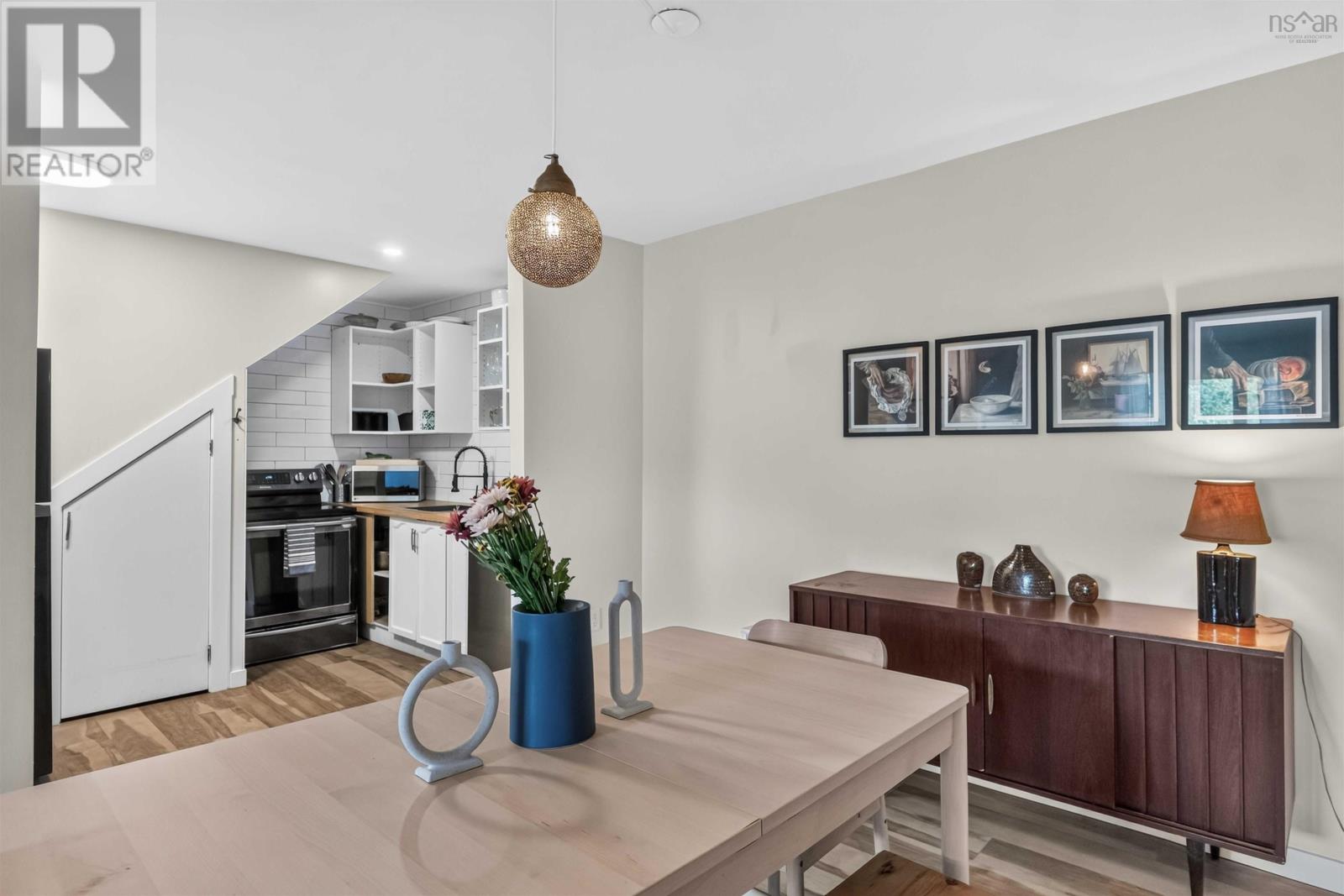 #814 8 Blomidon Terrace - 10