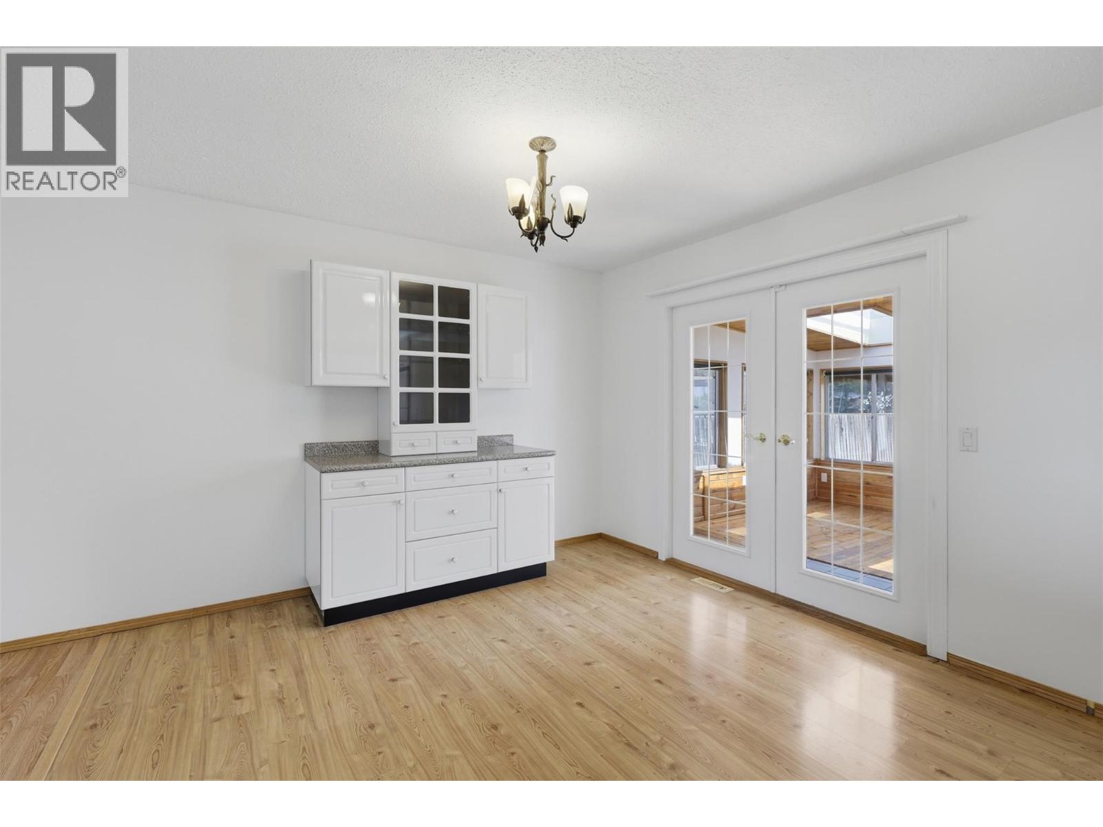 1594 Griffin Terrace - Image 12