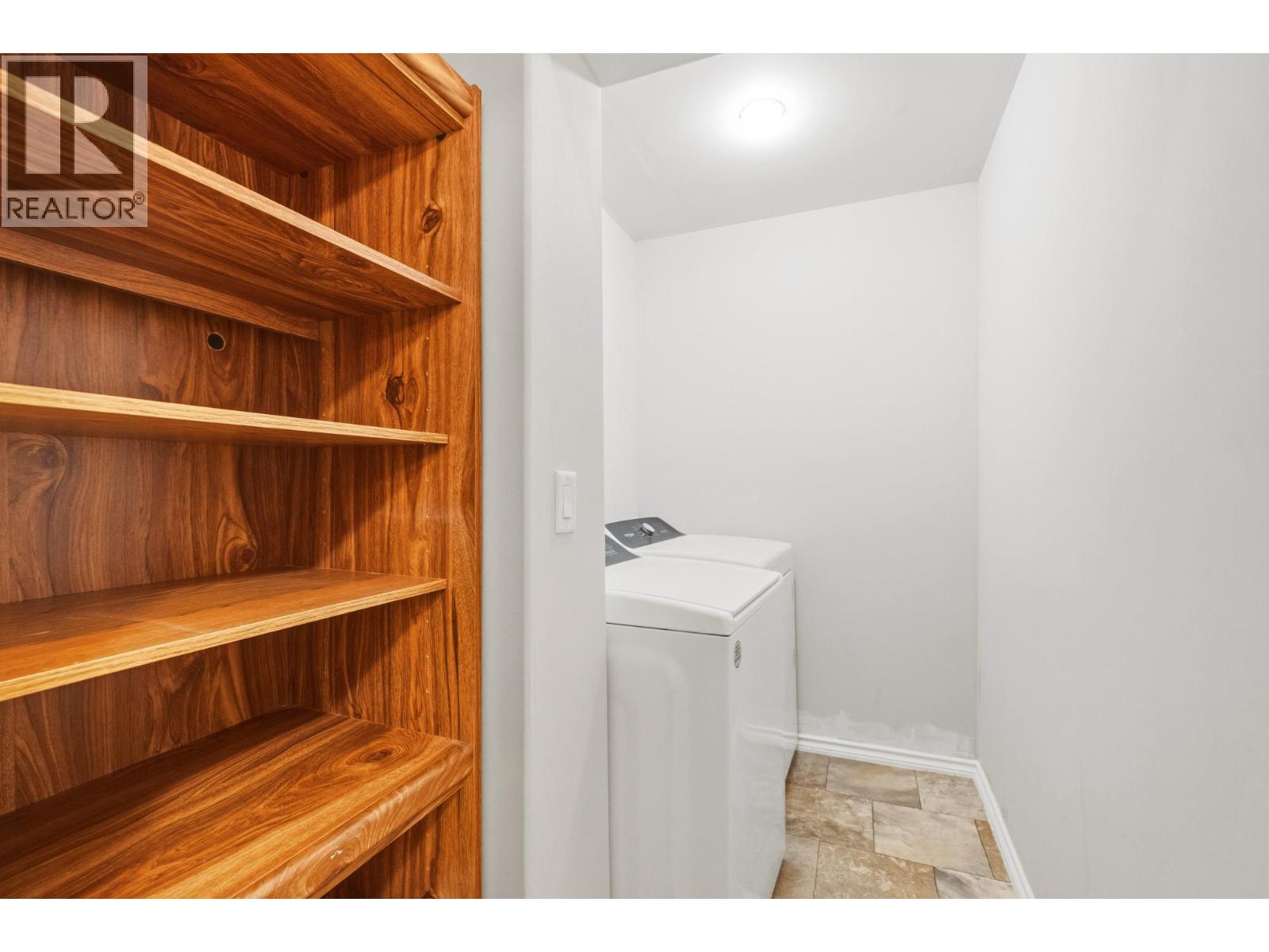 16475 Carrs Landing Road, Lake Country
