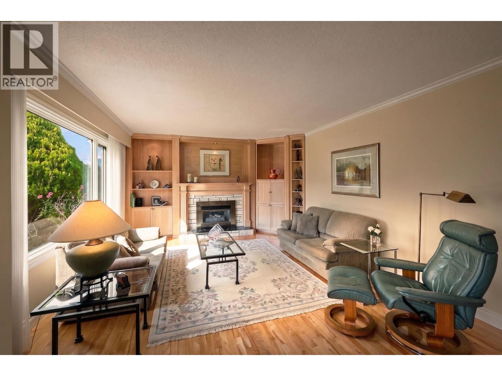  1555 Duncan Avenue East, Penticton