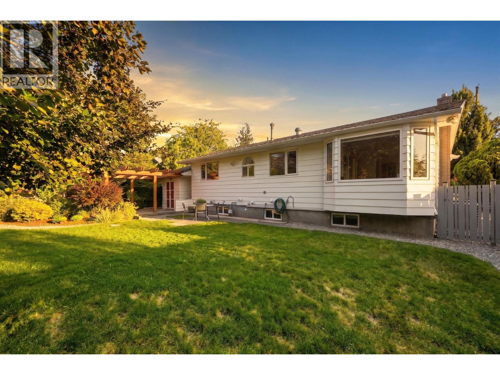  1555 Duncan Avenue East, Penticton