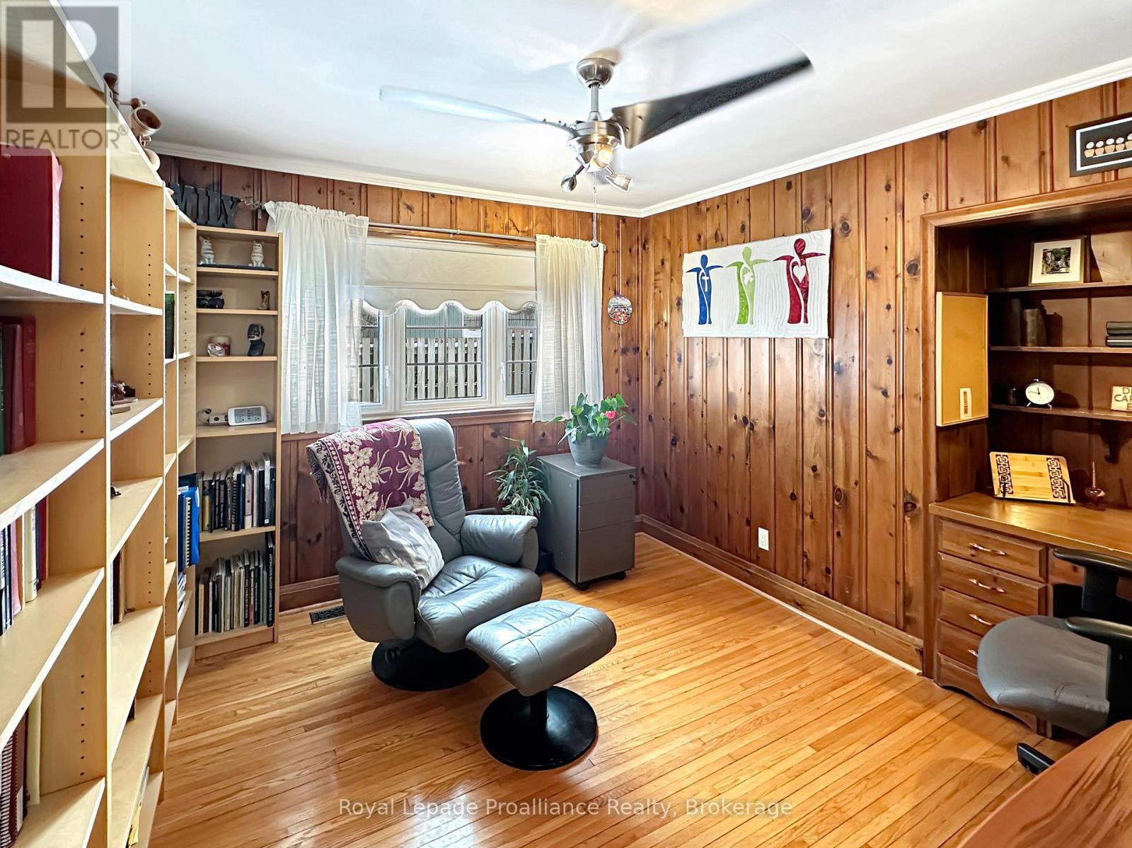 7 EASTWOOD PARK DRIVE - 25