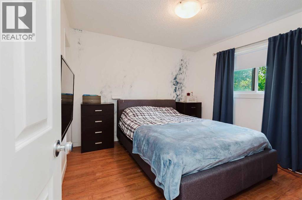 9410 70 Avenue - Image 17